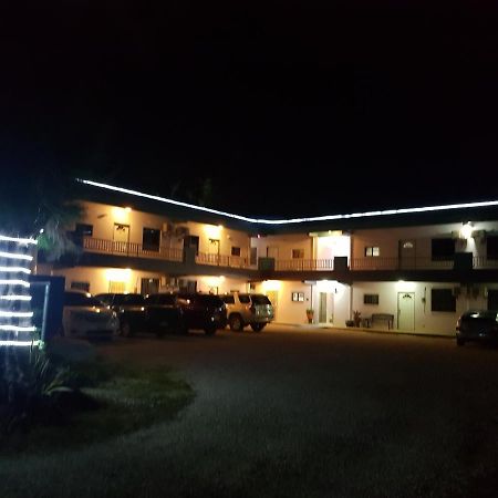 Lee'S Comfort House Chalan Kanoa Luaran gambar
